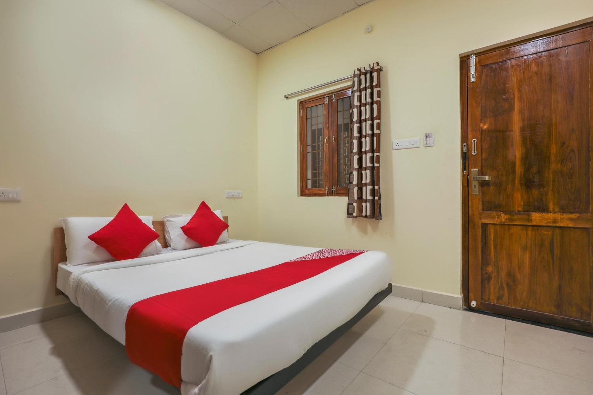 Hotel O Om Sakthi Hotel Puducherry Exterior foto
